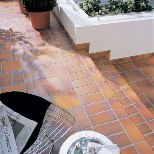 Клинкерная ступень фронтальная E305 puma Euramic 240x345x45/12 мм